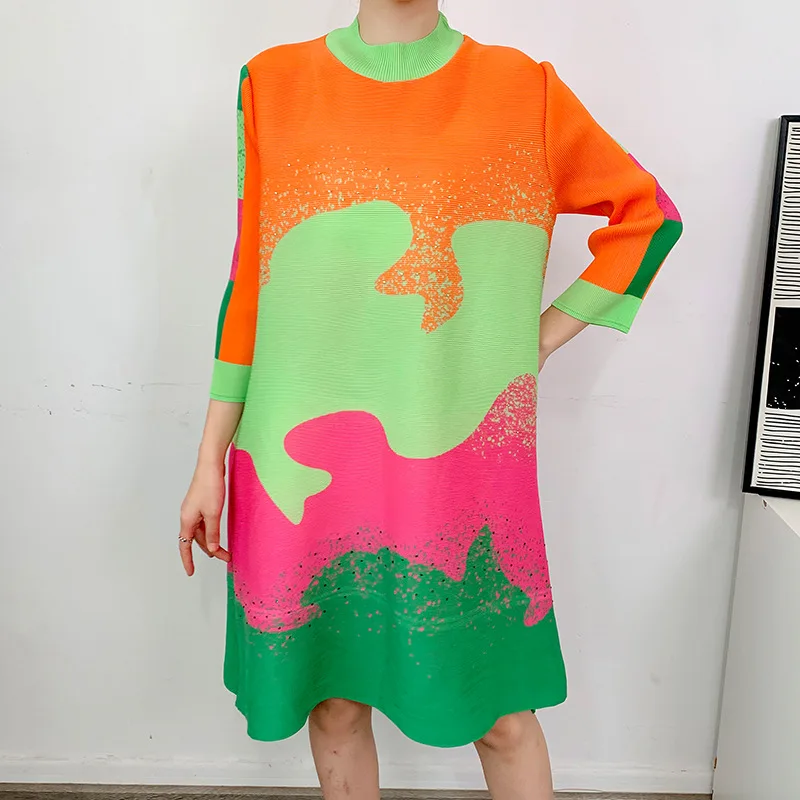 SuperAen Pleated Spring Loose Oversize Print A-line Dress 2023 New Spring Dress Women Summer Dress
SuperAen Pleated Spring Loose Oversize Print A-line Dress 2023 New Spring Dress Women Summer Dress