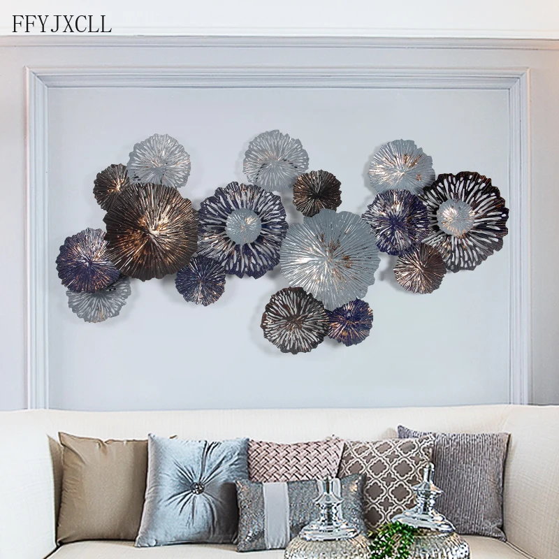 American simple living room light luxury metal background wall decoration creative pendant bedroom home decoration
American simple living room light luxury metal background wall decoration creative pendant bedroom home decoration