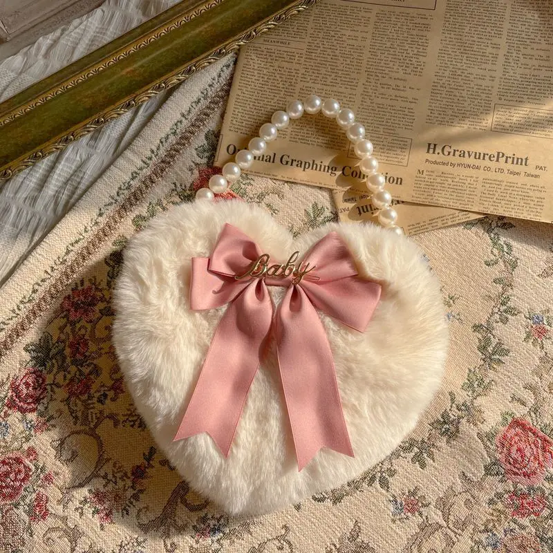 Sweet Heart Lolita Bags Teenage Girls 2023 New Elegant Patchwork Bow Plush Crossbody Bags Cute Pearl Uniform Shoulder Bags
Sweet Heart Lolita Bags Teenage Girls 2023 New Elegant Patchwork Bow Plush Crossbody Bags Cute Pearl Uniform Shoulder Bags