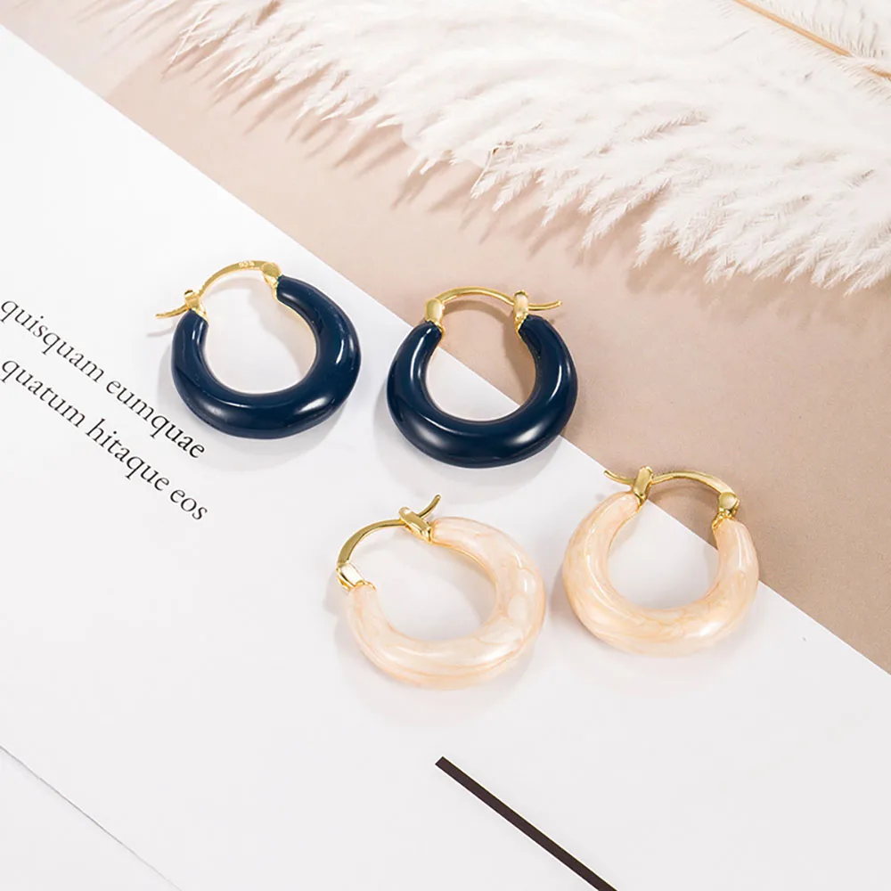2023 New Trendy French Retro Klein Blue Earrings With Niche Design And High-End Temperament
2023 New Trendy French Retro Klein Blue Earrings With Niche Design And High-End Temperament