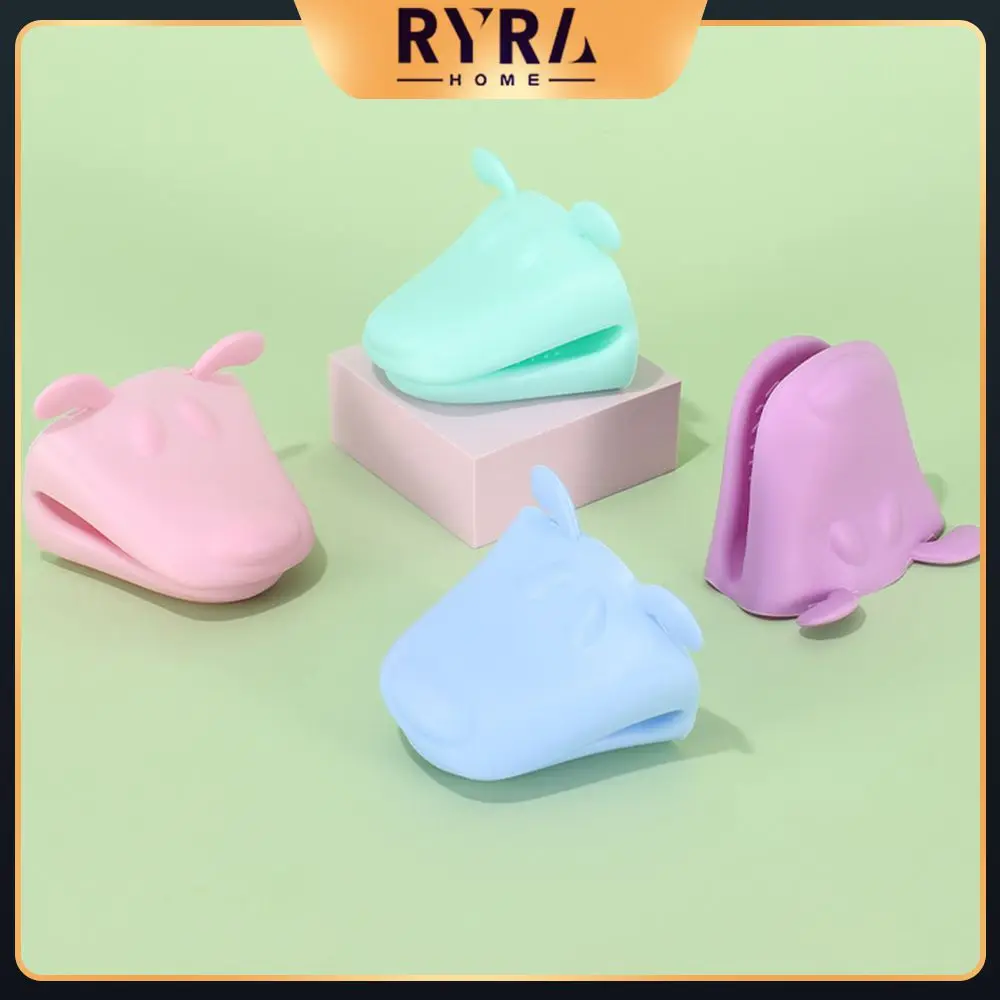 1Pc Creative Silicone Heat Resistant Gloves Clips Insulation Non Stick Anti-slip Pot Bowel Holder Clip Cooking Baking Oven Mitts
1Pc Creative Silicone Heat Resistant Gloves Clips Insulation Non Stick Anti-slip Pot Bowel Holder Clip Cooking Baking Oven Mitts