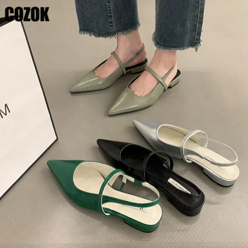 Женские босоножки на плоской подошве, Элегантные дизайнерские сандалии с острым носком, лето 2023
Женские босоножки на плоской подошве, Элегантные дизайнерские сандалии с острым носком, лето 2023