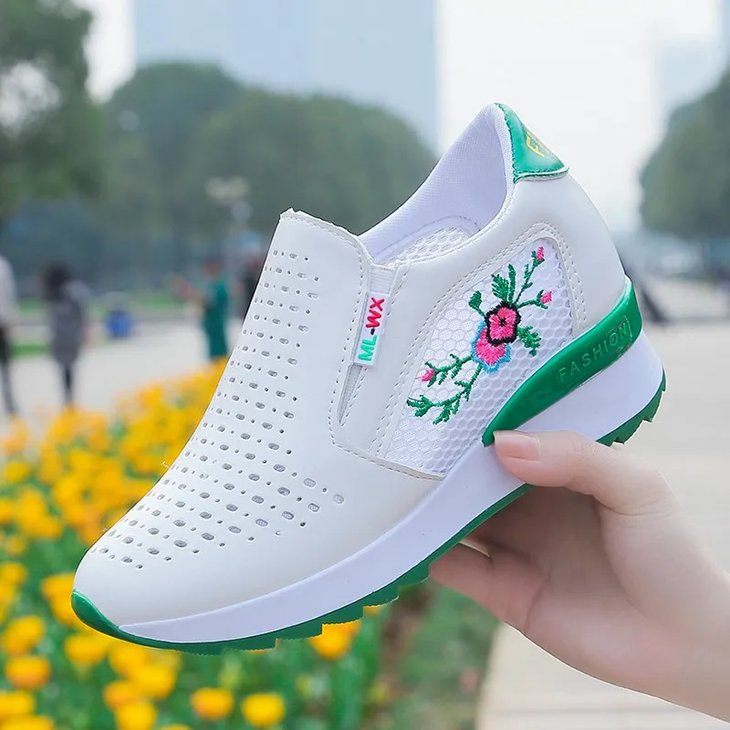 Spring/Summer Women's Sneakers Fashion Thick Bottom Hollow Breathable Leisure Walking Soft Comfortable Inner Heightening Loafers
Spring/Summer Women's Sneakers Fashion Thick Bottom Hollow Breathable Leisure Walking Soft Comfortable Inner Heightening Loafers