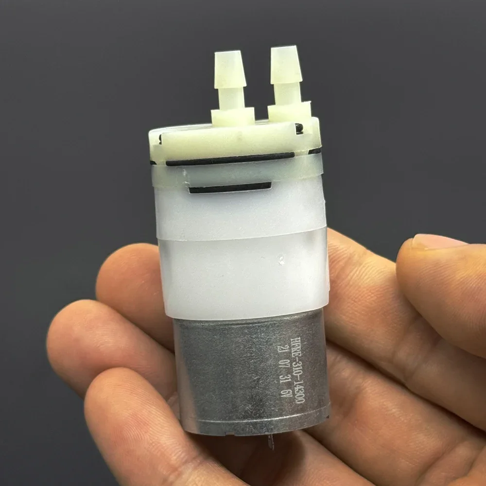 Мини водяной насос 3,7В
Мини водяной насос 3,7В