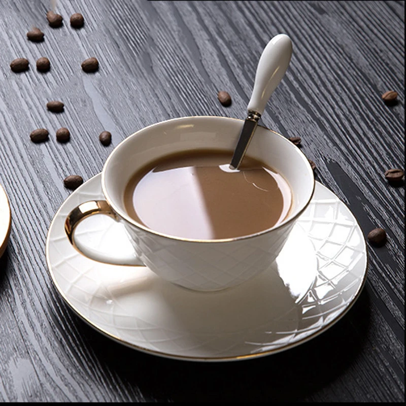 Beautiful English Cute Teacup Porcelain White Cups Fashion Ceramic Kitchen Teaware Espresso Tazas Originales Drinkware Items
Beautiful English Cute Teacup Porcelain White Cups Fashion Ceramic Kitchen Teaware Espresso Tazas Originales Drinkware Items