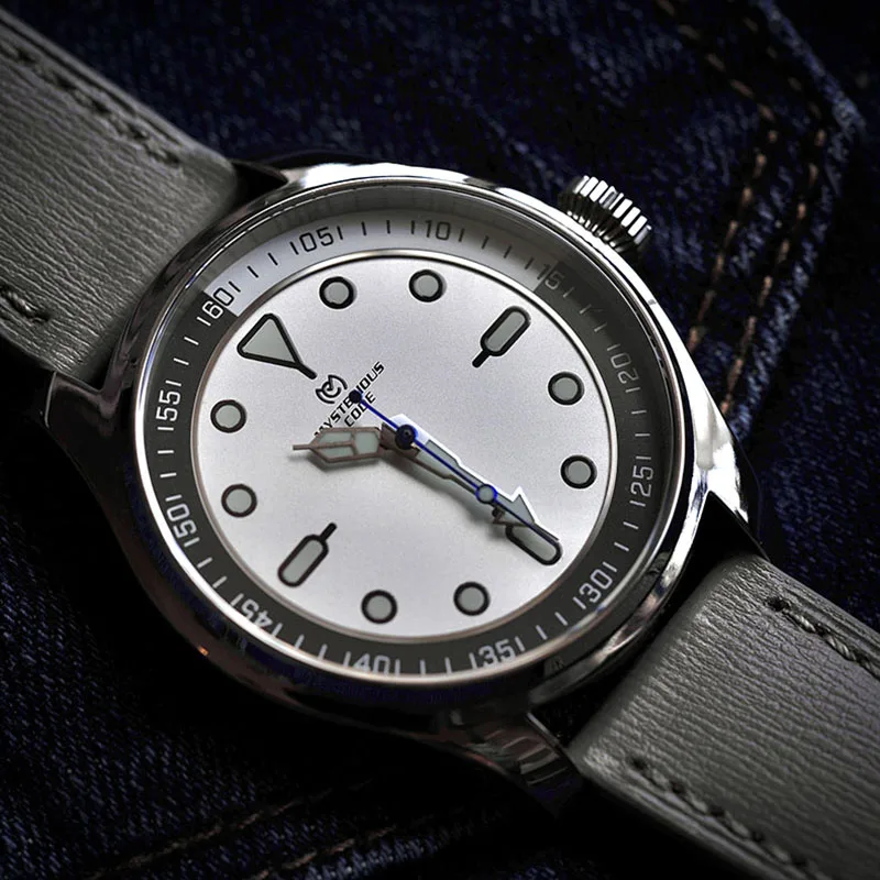 43MM Leisure Fashion Sapphire Titanium Hypoallergenic Big Pilot Waterproof Luminous Switzerland Quartz Movement Men's Watches
43MM Leisure Fashion Sapphire Titanium Hypoallergenic Big Pilot Waterproof Luminous Switzerland Quartz Movement Men's Watches