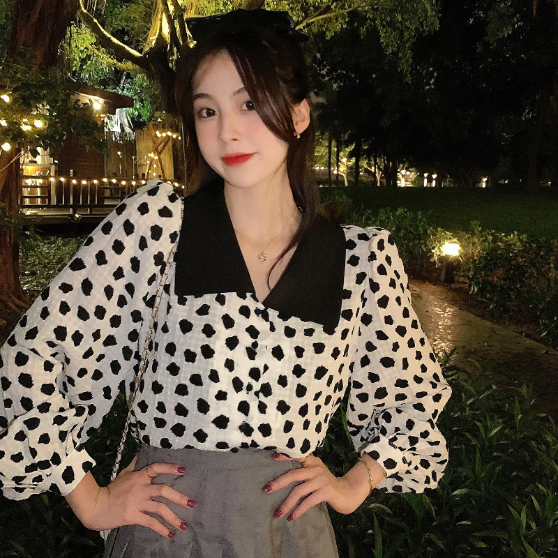 WDMSNA Polka Dot Ladies Shirt Autumn 2022 New Korean Chic Chiffon Blusa Feminina Puff Sleeve Single Breasted Blouse Women Top
WDMSNA Polka Dot Ladies Shirt Autumn 2022 New Korean Chic Chiffon Blusa Feminina Puff Sleeve Single Breasted Blouse Women Top
