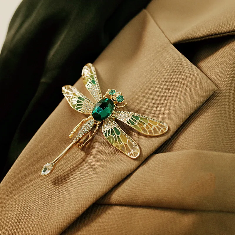 Classic Green Crystal Dragonfly Brooches Rhinestone Animals Insect Pin for Women Jewelry Outfits Decoration Brooch Gifts
Classic Green Crystal Dragonfly Brooches Rhinestone Animals Insect Pin for Women Jewelry Outfits Decoration Brooch Gifts