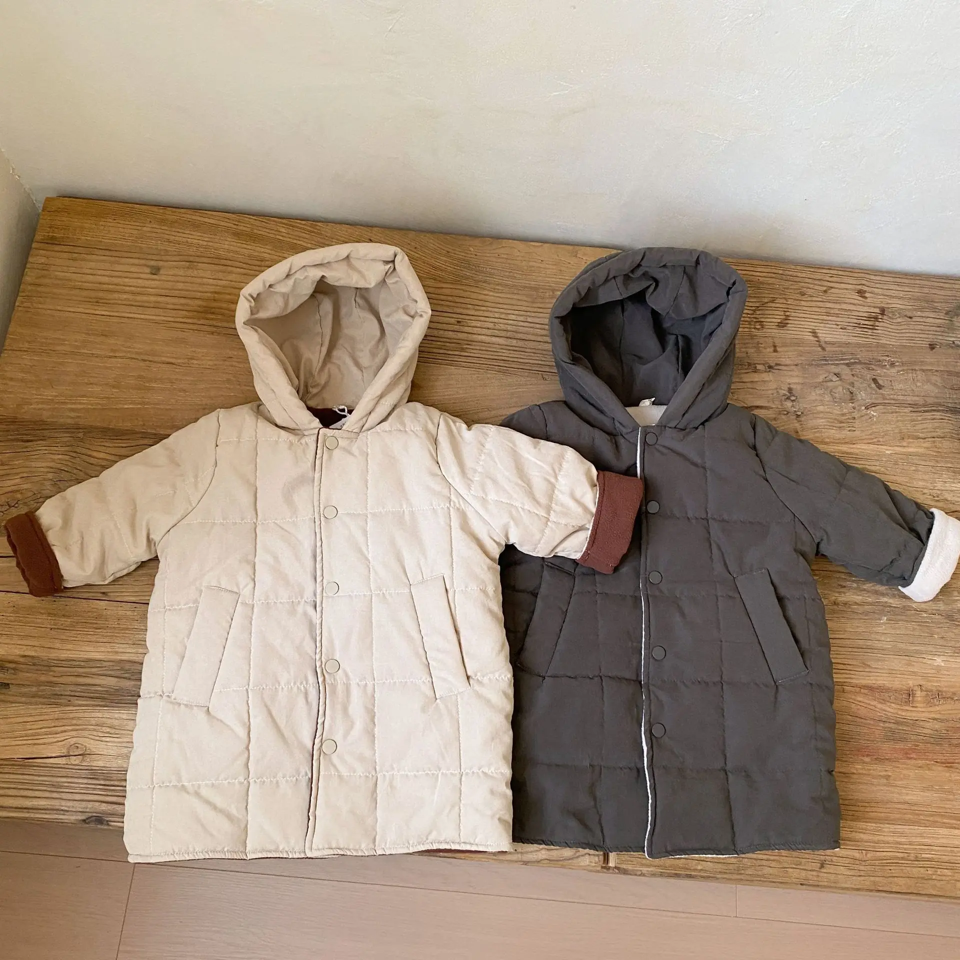 2022 Autumn Winter Children Plus Fleece Thicken Hooded Lengthen Cotton Coat Boy Infant Solid Long Sleeve Tops Girl Casual Jacket
2022 Autumn Winter Children Plus Fleece Thicken Hooded Lengthen Cotton Coat Boy Infant Solid Long Sleeve Tops Girl Casual Jacket