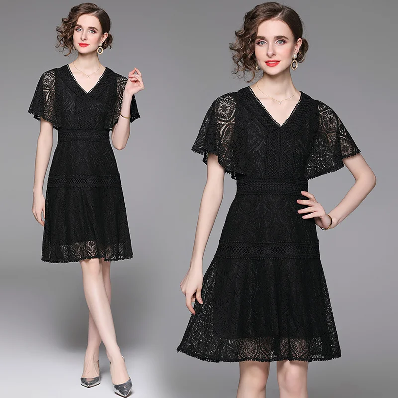 Summer New Women's High-end Temperament French V-neck Ruffle Short Sleeve Lace Slim Mesh Fashion Chic Holiday Dress
Summer New Women's High-end Temperament French V-neck Ruffle Short Sleeve Lace Slim Mesh Fashion Chic Holiday Dress