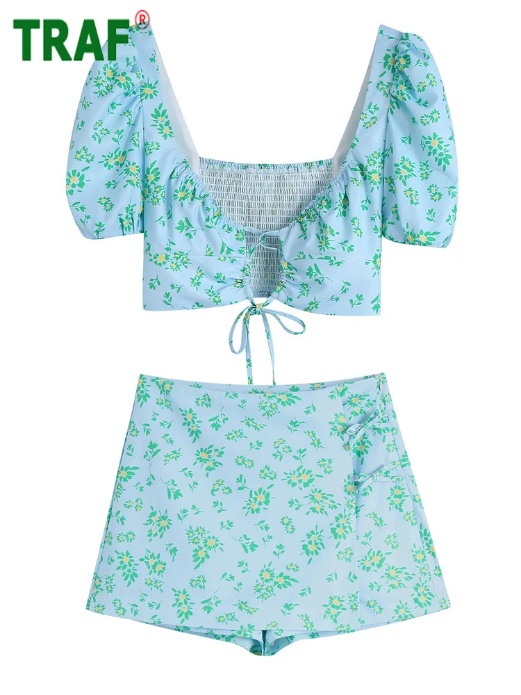 TRAF Blue Floral Crop Top Women Short Puff Sleeve Blouses Women Summer Backless Corset Top Female Streetwear Tops and Shorts Set
TRAF Blue Floral Crop Top Women Short Puff Sleeve Blouses Women Summer Backless Corset Top Female Streetwear Tops and Shorts Set