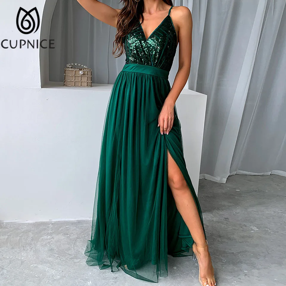 Женское платье с V-образным вырезом, высокой талией и блестками 
Женское платье с V-образным вырезом, высокой талией и блестками