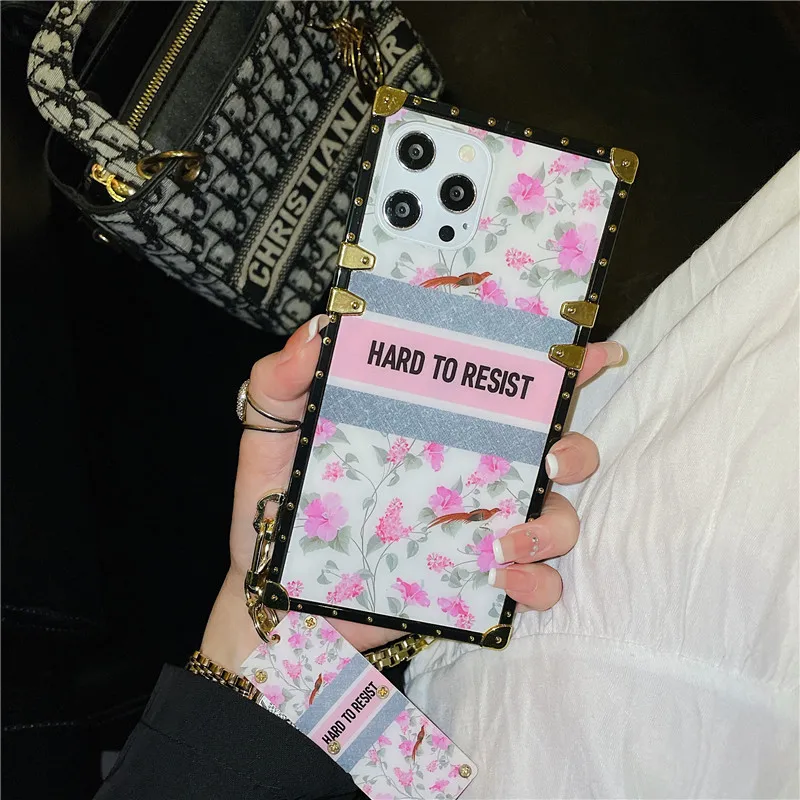 Square Vintage Flower Girly Phone Case For Xiaomi Poco X3 11T Redmi Note 11 Pro Case 10 9 8 11S 10S 9S 9T 9A 9C 8A Bracelet Case
Square Vintage Flower Girly Phone Case For Xiaomi Poco X3 11T Redmi Note 11 Pro Case 10 9 8 11S 10S 9S 9T 9A 9C 8A Bracelet Case