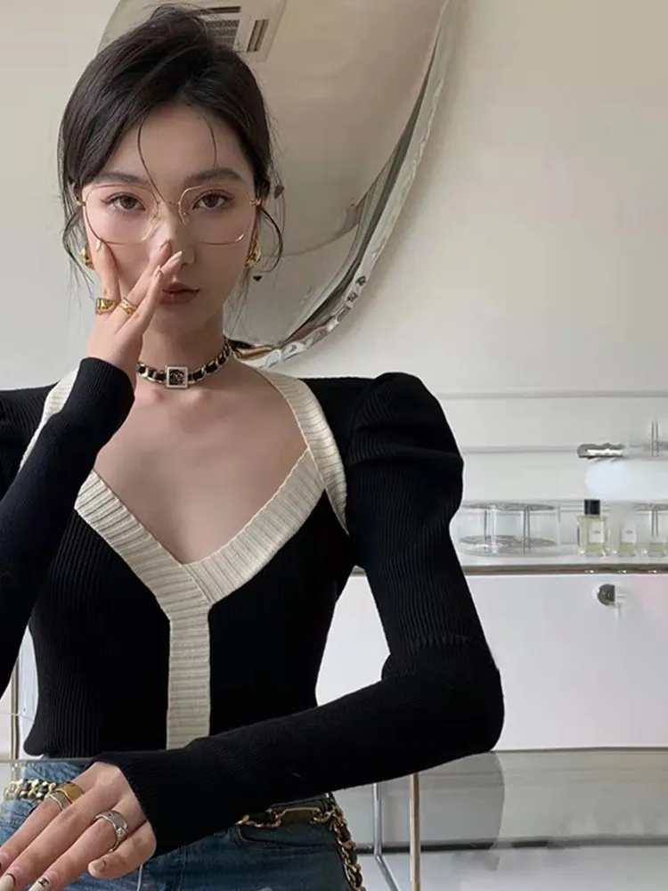 V-neck Niche Design Sense Bubble Sleeve Square Collar Sweater Temperament Bottom Knit
V-neck Niche Design Sense Bubble Sleeve Square Collar Sweater Temperament Bottom Knit