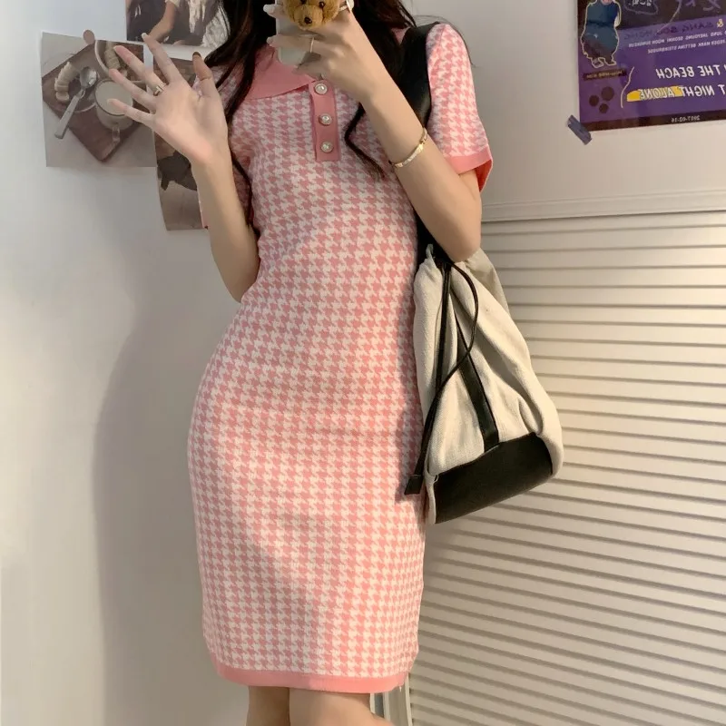 Женское винтажное трикотажное платье-свитер с рисунком «гусиные лапки», приталенное элегантное платье во французском стиле, весна 2022 
Женское винтажное трикотажное платье-свитер с рисунком «гусиные лапки», приталенное элегантное платье во французском стиле, весна 2022