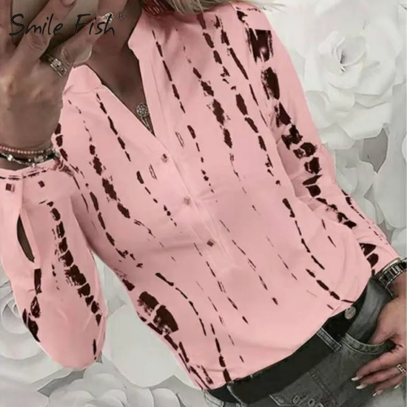 Autumn Printed Long Sleeve Shirt Women Blusas Sexy V-neck Button Office Blouse Fit 2022 Elegant Pattern Slim Tops G1133
Autumn Printed Long Sleeve Shirt Women Blusas Sexy V-neck Button Office Blouse Fit 2022 Elegant Pattern Slim Tops G1133
