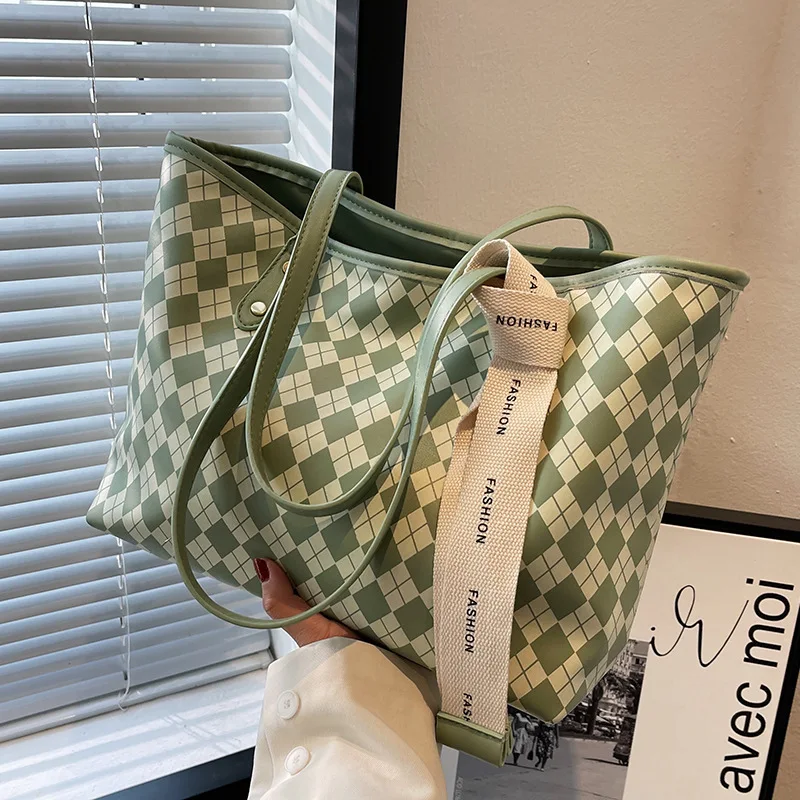High Capacity Big Totes Women Handbags Designer Luxury Brand Shoulder Bags 2022 Luxury Shoppers Shopping Bag Casual
High Capacity Big Totes Women Handbags Designer Luxury Brand Shoulder Bags 2022 Luxury Shoppers Shopping Bag Casual