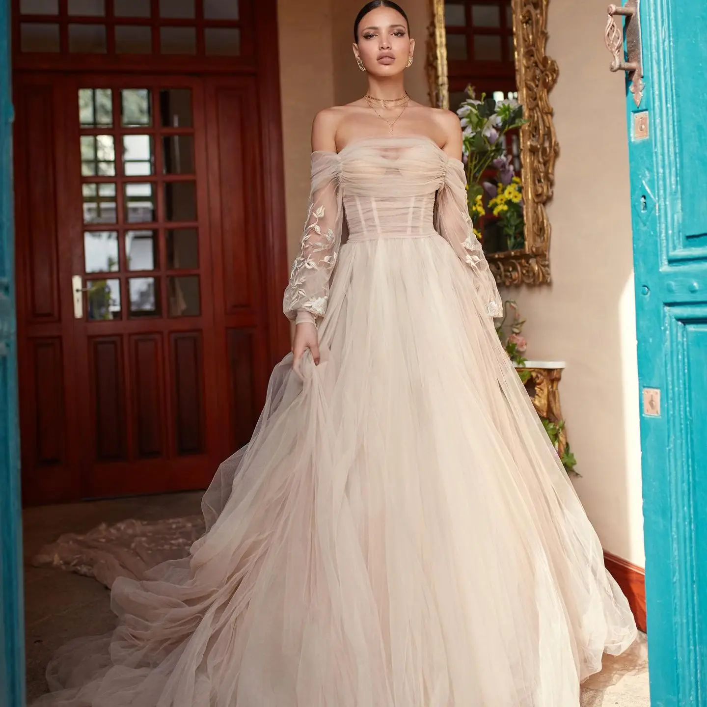 

Elegant A-Line Wedding Dress Lace Appliqued Off Shoulder Lantern Sleeve Boat Neckline Bridal Gown Sweep Train Vestidos De Novia