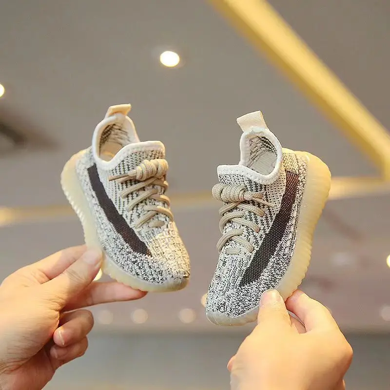 Baby Shoes Kids Sneakers Fashion Sandals Fluorescent Sole Sports Tennis Running Casual Flats Breathable Girls' Shoes
Baby Shoes Kids Sneakers Fashion Sandals Fluorescent Sole Sports Tennis Running Casual Flats Breathable Girls' Shoes
