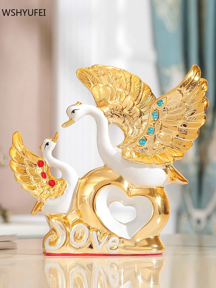 Modern Ceramics Swan Ornaments TV Cabinet Porch Golden Animal Decorations Wedding Gift Living Room Decoration Home Accessories
Modern Ceramics Swan Ornaments TV Cabinet Porch Golden Animal Decorations Wedding Gift Living Room Decoration Home Accessories