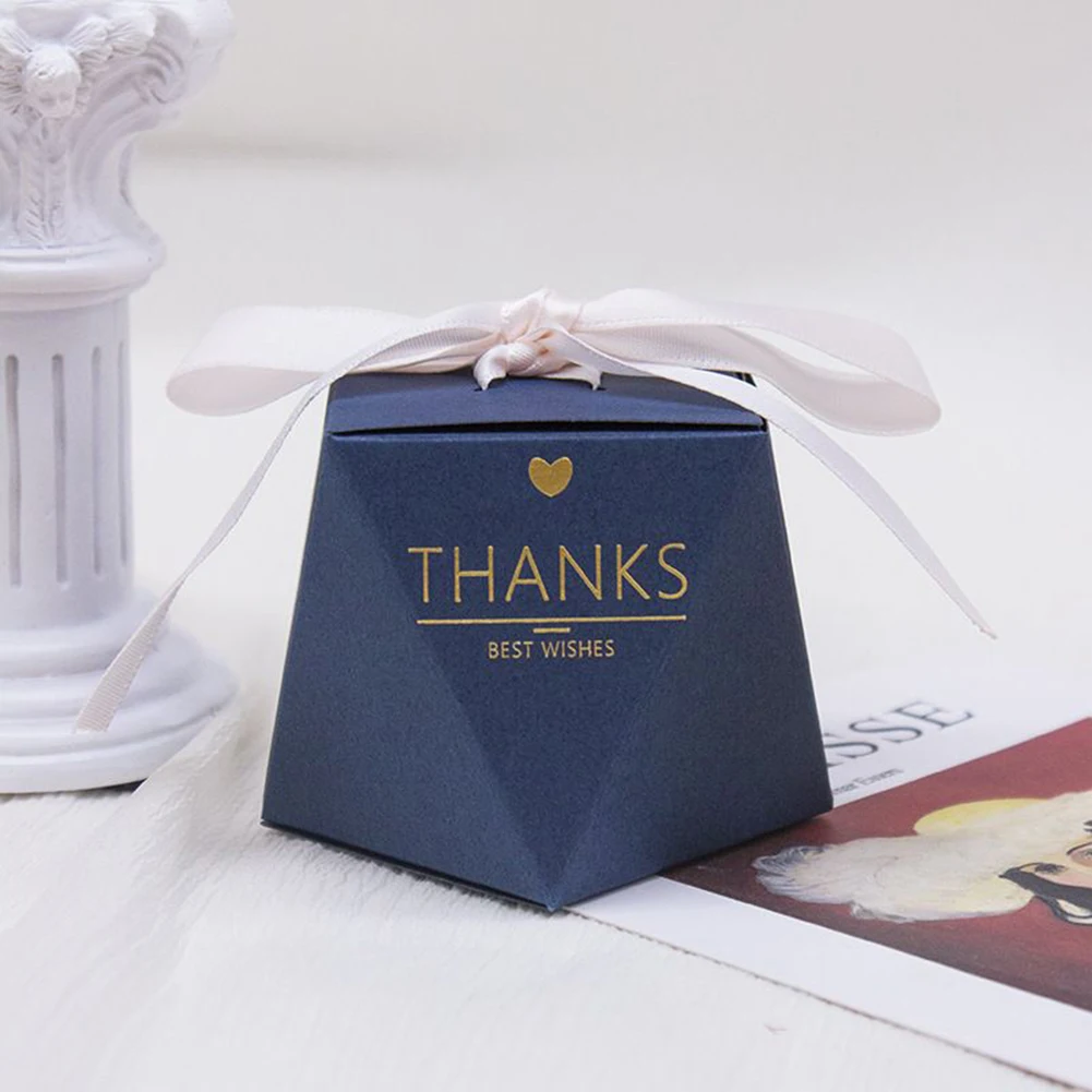50Pcs Navy Blue Diamond Pearl Wedding Party Favour Candy Sweet Gift Boxes Ribbons Pearl Glitter Paper Candy Box Party Supplies
50Pcs Navy Blue Diamond Pearl Wedding Party Favour Candy Sweet Gift Boxes Ribbons Pearl Glitter Paper Candy Box Party Supplies