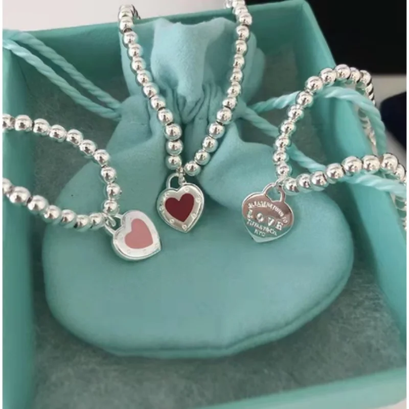 Женский браслет из серебра 925 пробы, с эмалью 
Женский браслет из серебра 925 пробы, с эмалью