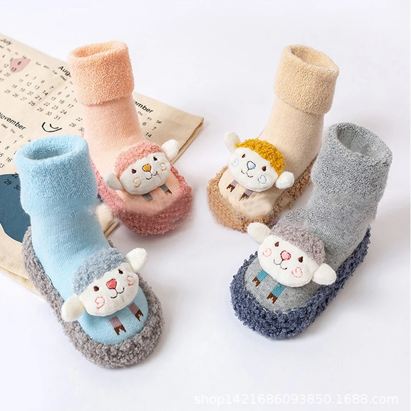 1Pair 11-14cm Newborn Toddler Shoes Socks Winter Baby Cartoon Animal Floor Socks With Rubber Soft Anti Slip Sole
1Pair 11-14cm Newborn Toddler Shoes Socks Winter Baby Cartoon Animal Floor Socks With Rubber Soft Anti Slip Sole