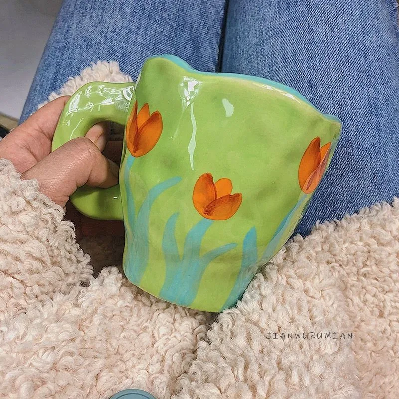 Holding Green Tulip Mug Ins Minority Flower Cup Ceramic Coffee Cup Couple Creative Cup cups coffee mug
Holding Green Tulip Mug Ins Minority Flower Cup Ceramic Coffee Cup Couple Creative Cup cups coffee mug