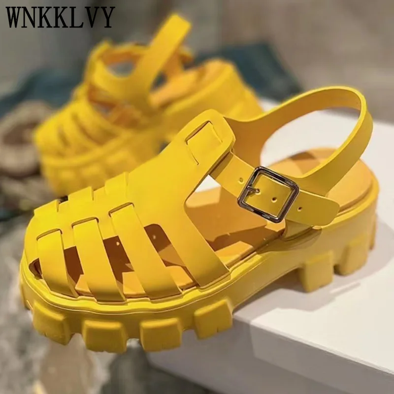 Classic solid color round toe plastic Sandals women summer ultra light comfortable thick sole leisure vacation beach shoes 2022
Classic solid color round toe plastic Sandals women summer ultra light comfortable thick sole leisure vacation beach shoes 2022