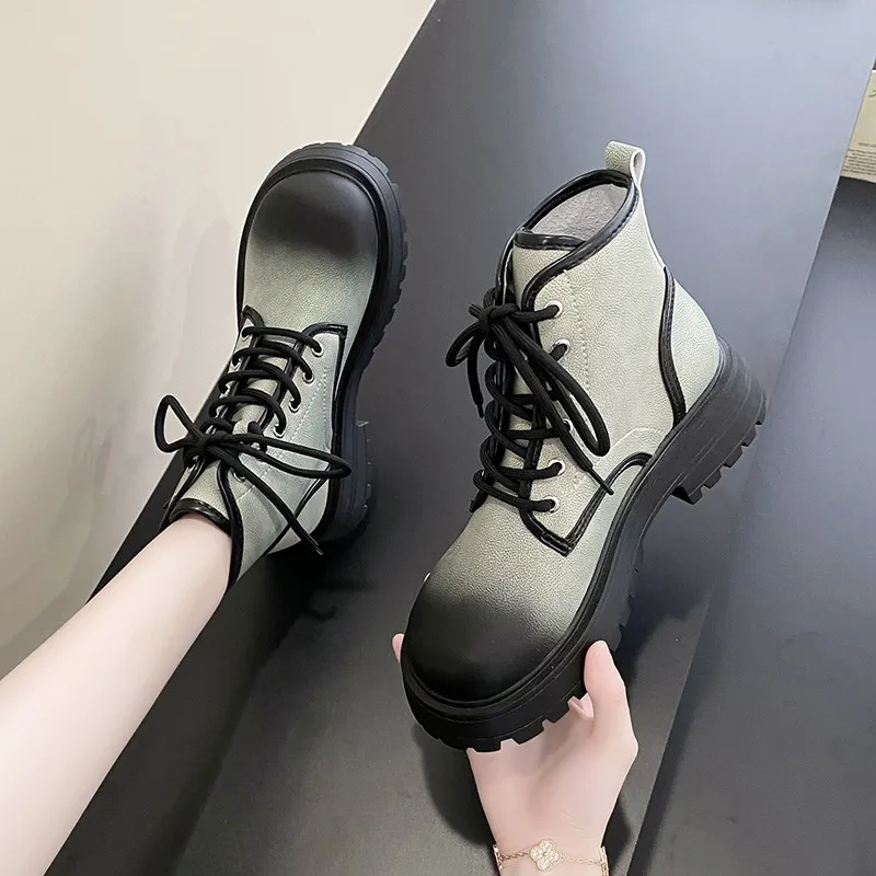 Women's Black Gradient Color Front Lace Boots Women'sThick-soled Short Boots Luxury Chelsea Boots Platform Ankle Boots
Women's Black Gradient Color Front Lace Boots Women'sThick-soled Short Boots Luxury Chelsea Boots Platform Ankle Boots