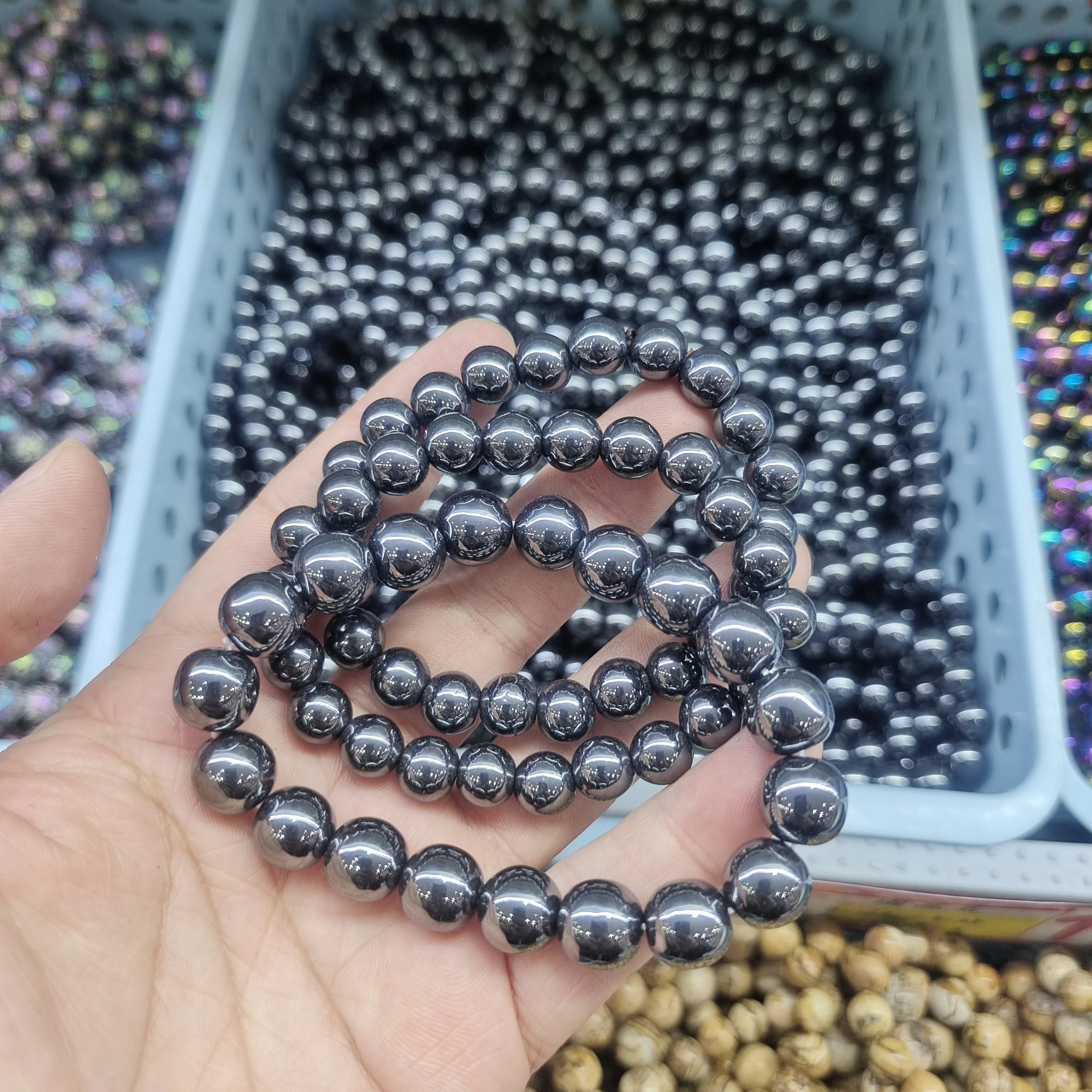 8mm-10mmNatural Beautiful Elegant Non-magnetic Round Beads Hematite Natural Stone Faceted Necklace for Women Handmade Jewelry 
8mm-10mmNatural Beautiful Elegant Non-magnetic Round Beads Hematite Natural Stone Faceted Necklace for Women Handmade Jewelry