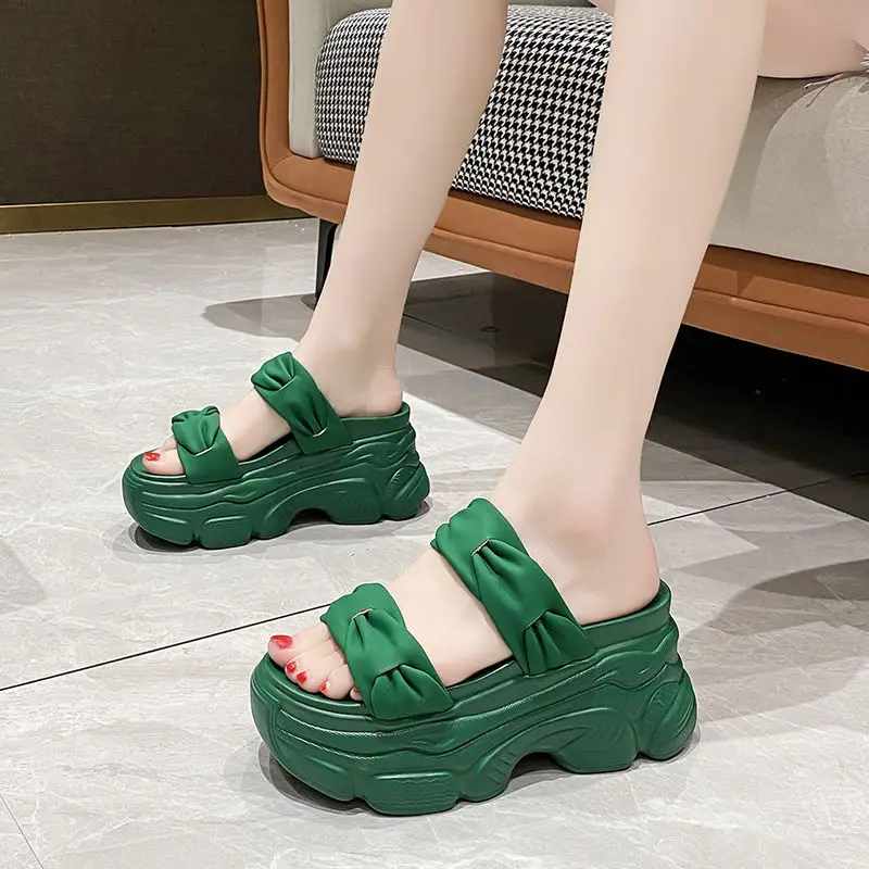 Platform Slippers Women's Summer Outdoor Wear 2022 New Internet Celebrity Slippers Muffin Green Fashionable Hot Sandals 8cm
Platform Slippers Women's Summer Outdoor Wear 2022 New Internet Celebrity Slippers Muffin Green Fashionable Hot Sandals 8cm