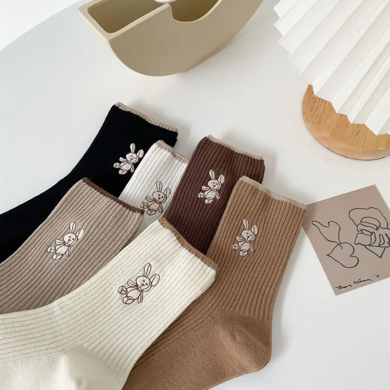 Cute Cartoon Rabbit Embroidery Socks Funny Bunny Embroidery Middle Tube Socks Spring And Autumn Japanese JK Y2K Socks New
Cute Cartoon Rabbit Embroidery Socks Funny Bunny Embroidery Middle Tube Socks Spring And Autumn Japanese JK Y2K Socks New