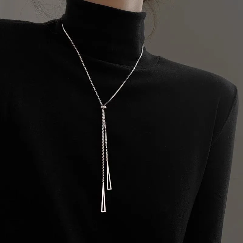 Cheap Double Stacked Wear Light Luxury Pullable Winter Jumper Chain New In Sweater Chain Y2k Accessories Stainless Steel Jewelry
Cheap Double Stacked Wear Light Luxury Pullable Winter Jumper Chain New In Sweater Chain Y2k Accessories Stainless Steel Jewelry