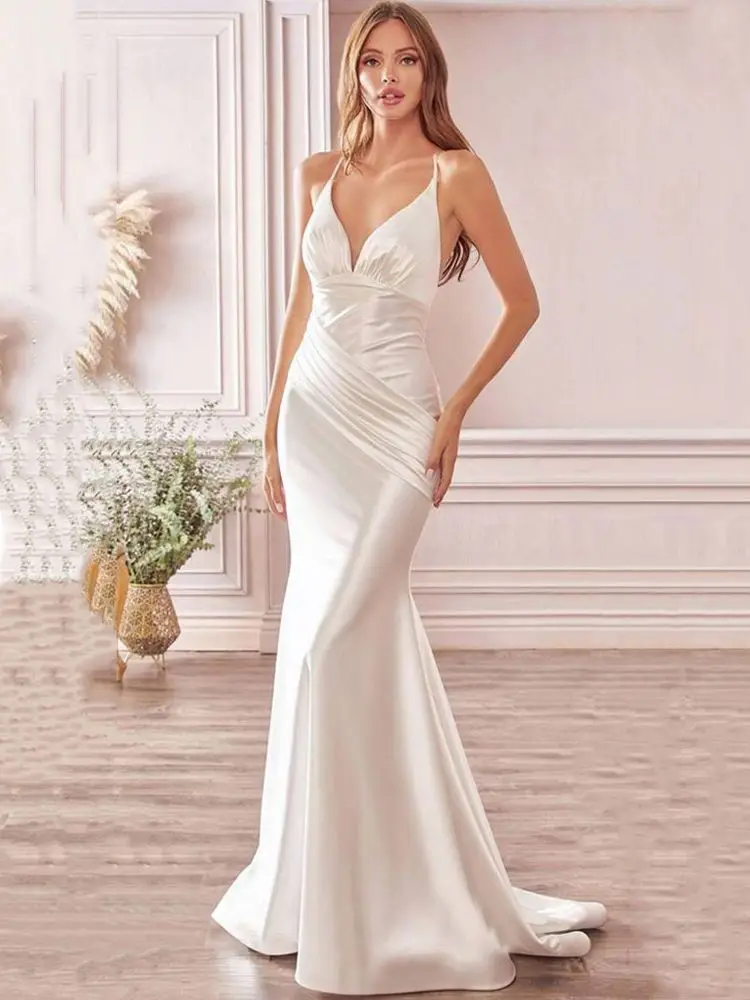 White Elegant Backless Women Dresses Sexy Slip V Neck Low Cut Pleated Burgundy Long Fairy Dress Prom Beach Nightclub Summer 2021
White Elegant Backless Women Dresses Sexy Slip V Neck Low Cut Pleated Burgundy Long Fairy Dress Prom Beach Nightclub Summer 2021