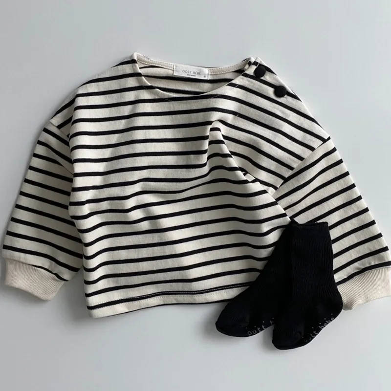 Fashion Striped Print Kids Baby Clothes Cotton Long Sleeve T Shirts Boys And Girls Long Sleeve Tops Autumn Baby Clothing
Fashion Striped Print Kids Baby Clothes Cotton Long Sleeve T Shirts Boys And Girls Long Sleeve Tops Autumn Baby Clothing