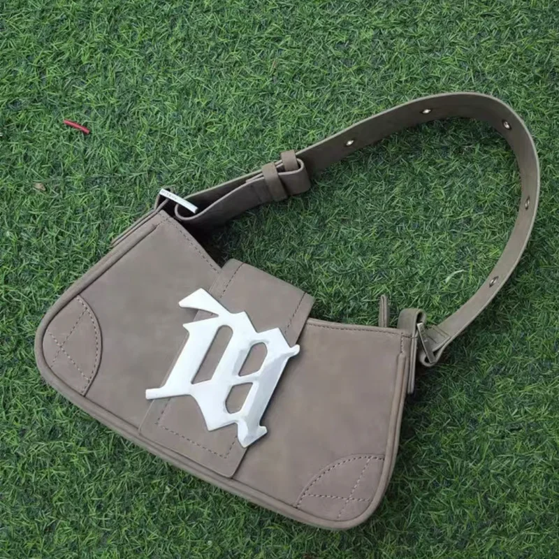 Casual Bags For Women Luxury Designer Brand Handbags And Purses 2023 New In PU Nubuck Sheet Metal Decoration Crossbody Bag Small
Casual Bags For Women Luxury Designer Brand Handbags And Purses 2023 New In PU Nubuck Sheet Metal Decoration Crossbody Bag Small