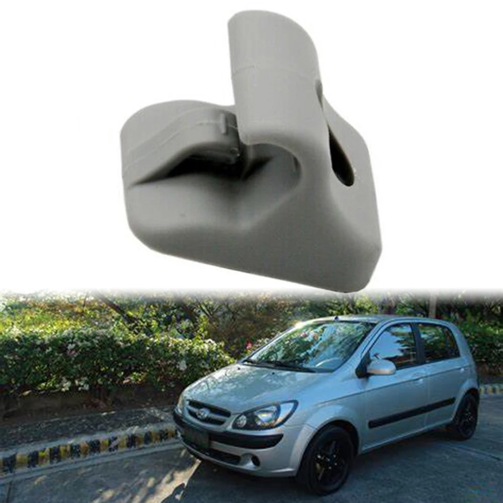 1Pcs Grey Sun Visor Clip Retainer Hook Buckle For HYUNDAI I20 GETZ 2008 - 2015 8523505100OM 85235-05100OM
1Pcs Grey Sun Visor Clip Retainer Hook Buckle For HYUNDAI I20 GETZ 2008 - 2015 8523505100OM 85235-05100OM