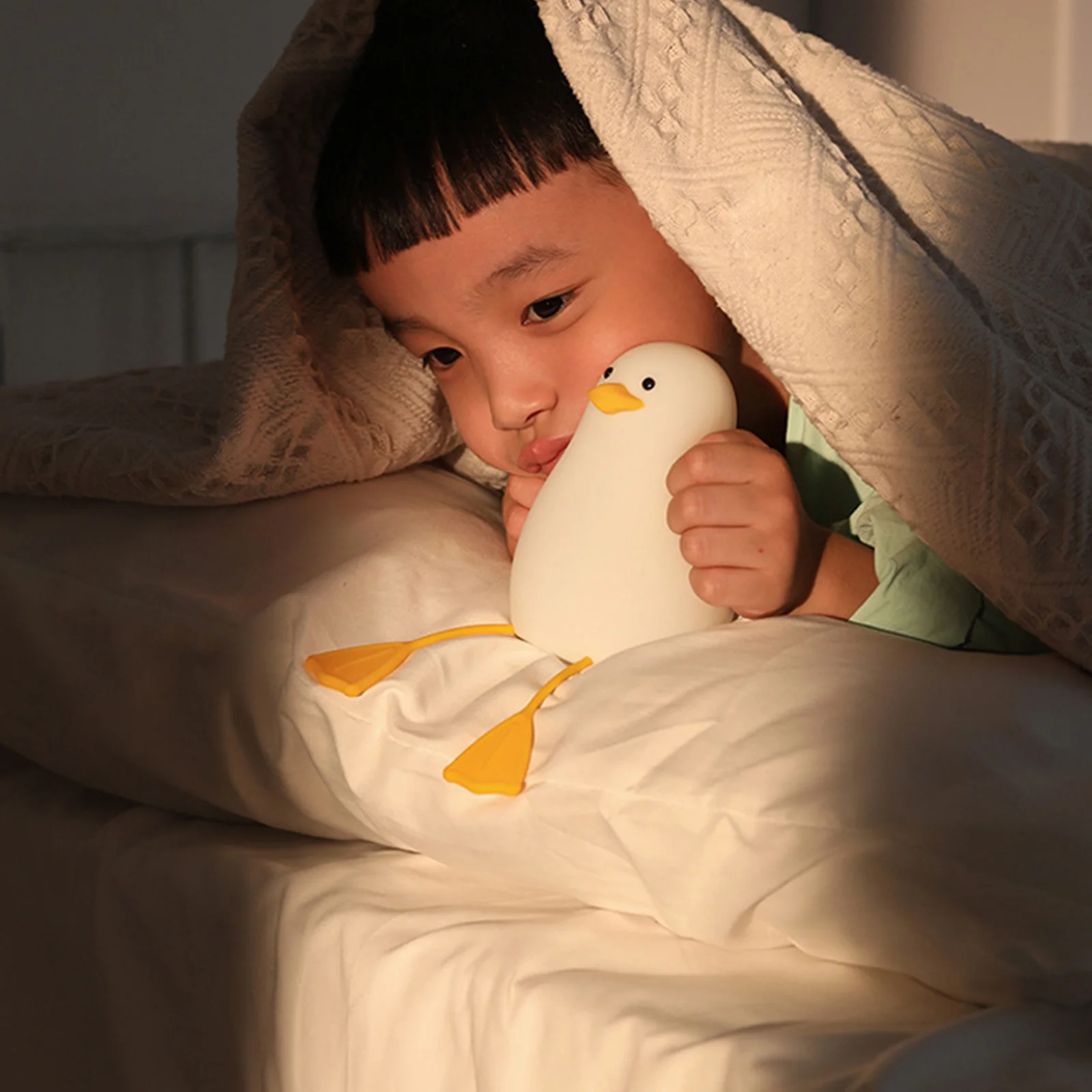 Little Gull Night Light Phone Holder 1200mAh Bedside Atmosphere Lamp Lighting Ornaments Christmas Gifts for Kids Home Decoration
Little Gull Night Light Phone Holder 1200mAh Bedside Atmosphere Lamp Lighting Ornaments Christmas Gifts for Kids Home Decoration