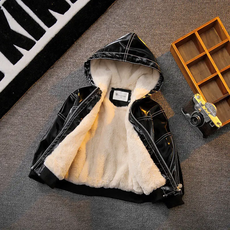 Children's jacket autumn and winter new boys' velvet thick Korean leather jacket foreign style children's clothing
Children's jacket autumn and winter new boys' velvet thick Korean leather jacket foreign style children's clothing