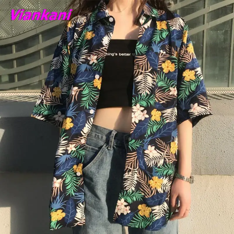 Women's Hawaiian Shirts Harajuku Vintage Beach Shirt Button Up Cardigan Short Sleeve Chiffon Blouse Summer Top 2022 Casual Shirt
Women's Hawaiian Shirts Harajuku Vintage Beach Shirt Button Up Cardigan Short Sleeve Chiffon Blouse Summer Top 2022 Casual Shirt