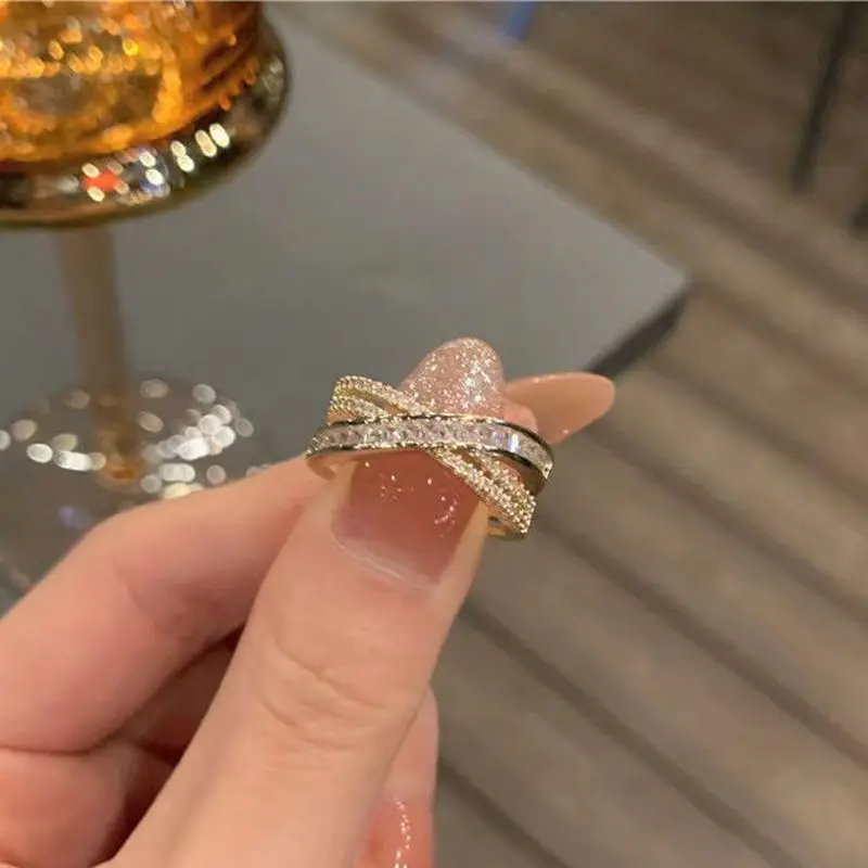 2023New Fashion Personality Silver Color Korean Ring Cross Zircon Super Flash Vintage Female Simple Opening Couple Rings Jewelry
2023New Fashion Personality Silver Color Korean Ring Cross Zircon Super Flash Vintage Female Simple Opening Couple Rings Jewelry