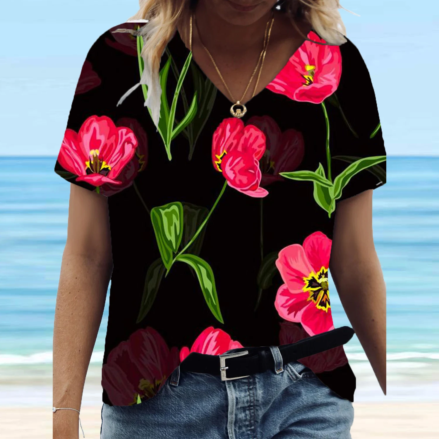 2022summer Women Fashion Flower Print Tops Plus Size Casual V-neck Short Sleeve T-shirt Summer Loose Large Size Floral Print
2022summer Women Fashion Flower Print Tops Plus Size Casual V-neck Short Sleeve T-shirt Summer Loose Large Size Floral Print
