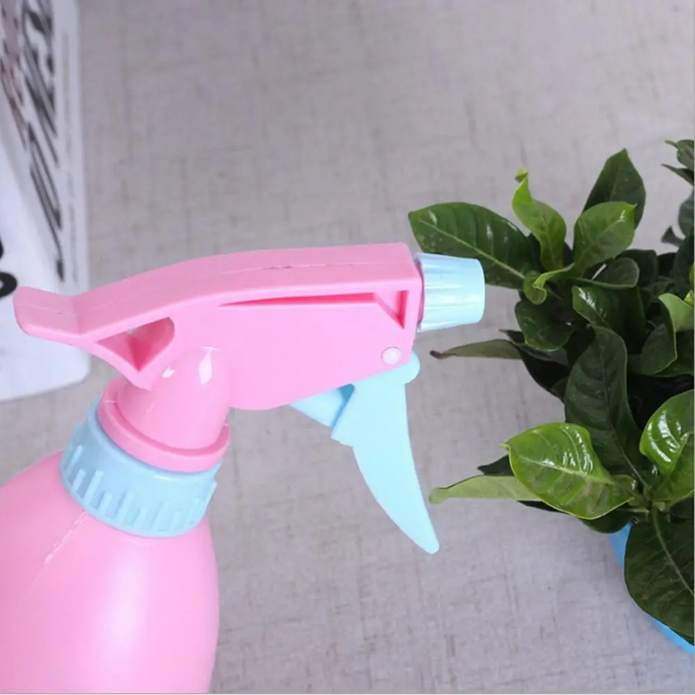 Water Sprayer Watering Can With Handy Spray Nozzle 500ml Cleaning Empty Flowers Garden Hand Pressure Pink/blue
Water Sprayer Watering Can With Handy Spray Nozzle 500ml Cleaning Empty Flowers Garden Hand Pressure Pink/blue