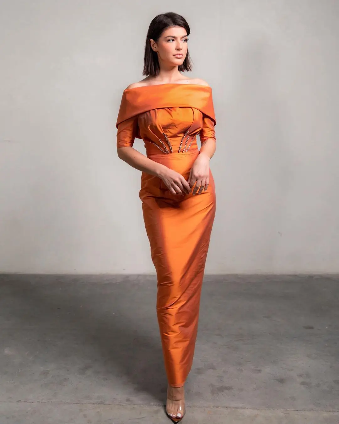 Backless Lacing Women's Evening Dress Rhinestone Mermaid Half Sleeves Zipper-Up Prom Dresses 2023 Saudi Arabia Robes De arплатье
Backless Lacing Women's Evening Dress Rhinestone Mermaid Half Sleeves Zipper-Up Prom Dresses 2023 Saudi Arabia Robes De arплатье