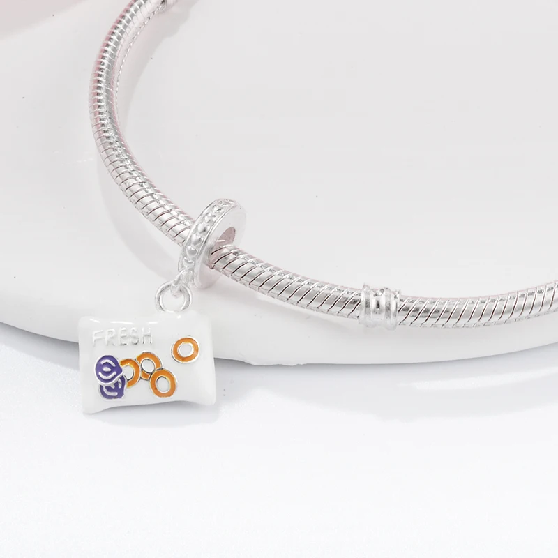 S925 new original Candy Bag beads are suitable for original brand bracelets, DIY jewelry and birthday gifts for sisters
S925 new original Candy Bag beads are suitable for original brand bracelets, DIY jewelry and birthday gifts for sisters