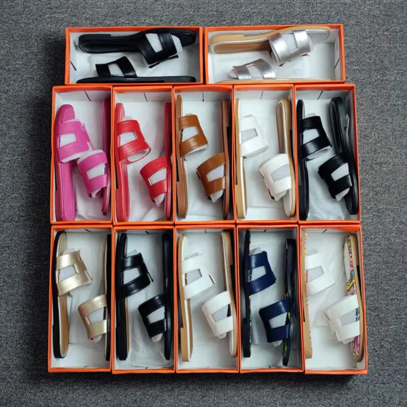 2022 new flat women shoes summer cool slippers word slippers women ' s beach slippers girls casual slippers
2022 new flat women shoes summer cool slippers word slippers women ' s beach slippers girls casual slippers