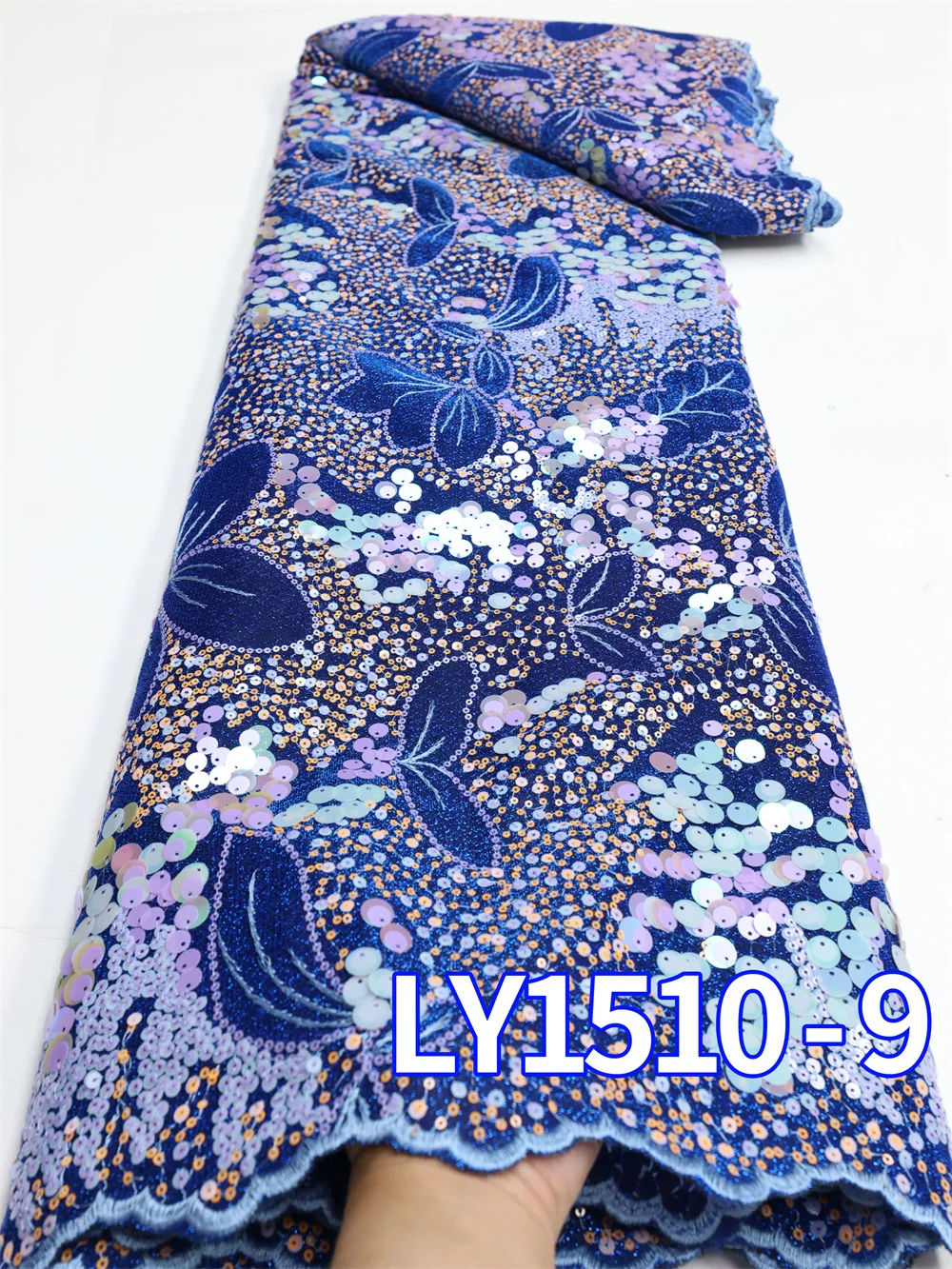 High Quality African Lace Fabric Velvet Lace Fabric with Sequins Embroidery 2022 Nigerian Tulle Mesh Lace Fabric for Sew LY1510
High Quality African Lace Fabric Velvet Lace Fabric with Sequins Embroidery 2022 Nigerian Tulle Mesh Lace Fabric for Sew LY1510