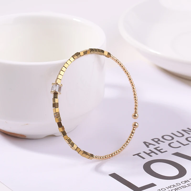 2021 New Classic Simple Copper Bead Jewelry Bracelets Korean Fashion Accessories Gothic Girl's Unusual Bracelets For Woman
2021 New Classic Simple Copper Bead Jewelry Bracelets Korean Fashion Accessories Gothic Girl's Unusual Bracelets For Woman