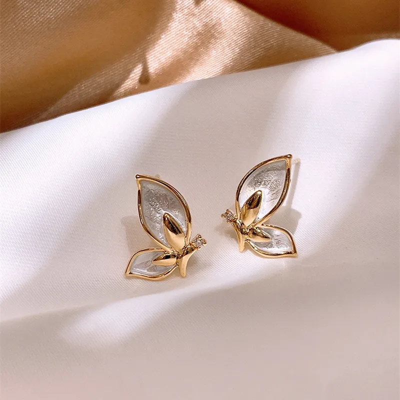 New Korean Simple FFashion Exquisite Animal Butterfly Earring Collection Gift Women Jewelry Earring 2022
New Korean Simple FFashion Exquisite Animal Butterfly Earring Collection Gift Women Jewelry Earring 2022